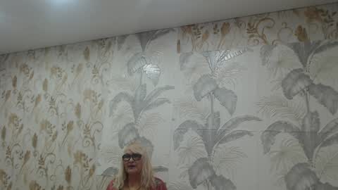 Snapshot of camdiva1 chatting on 12.13.24 CamDiva1 online show from 12.13.24