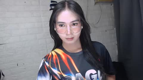 camela_star online show from 02.05.25