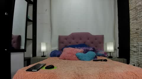 cameron_april online show from 11.21.25