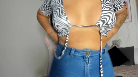 Cameron  online show from 01.11.25