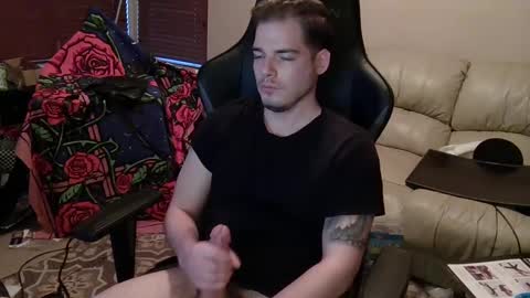 Snapshot of camerondt chatting on 01.16.25 camerondt online show from 01.16.25