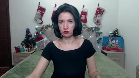 Snapshot of cameronenns chatting on 12.17.25 Cameronenns online show from 12.17.25