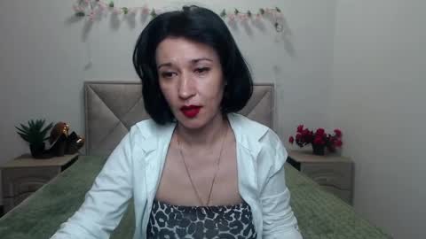 Snapshot of cameronenns chatting on 05.13.26 Cameronenns online show from 05.13.26