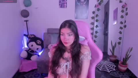 Snapshot of cami_mila99 chatting on 10.13.25 CAMI  online show from 10.13.25