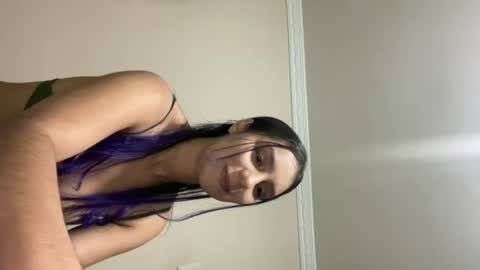 Snapshot of cami_monroe_m chatting on 08.10.26 cami online show from 08.10.26