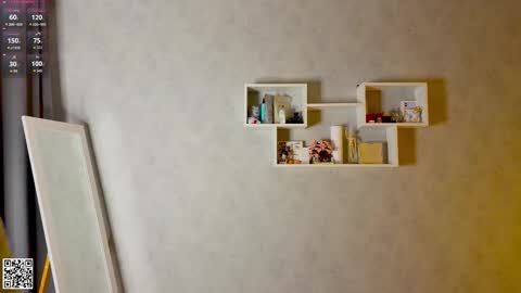 Hello My name is Rina  im new model here and little but shy but curious. online show from 02.02.26