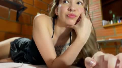 Snapshot of camii19y chatting on 09.13.25 camii19y online show from 09.13.25