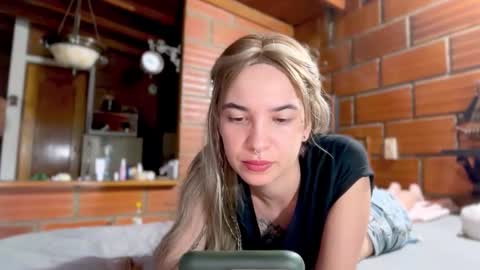 Snapshot of camii19y chatting on 09.21.25 camii19y online show from 09.21.25