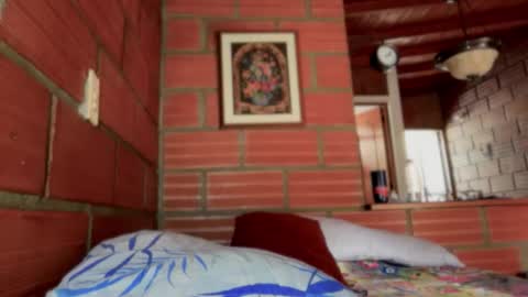 Snapshot of camii19y chatting on 10.28.25 camii19y online show from 10.28.25