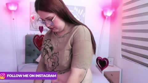 Camila Osorio online show from 02.12.25