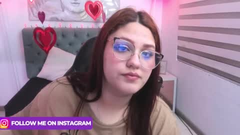 Camila Osorio online show from 02.12.25