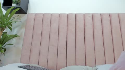 Snapshot of camila__herrera chatting on 02.06.25 Camila online show from 02.06.25