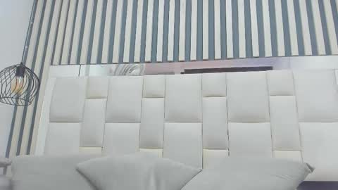 Snapshot of camila__herrera chatting on 10.10.25 Camila online show from 10.10.25