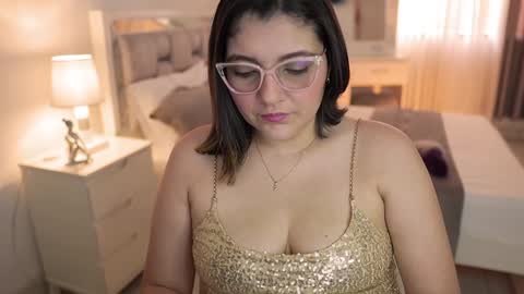 Camila buitrago online show from 12.23.24