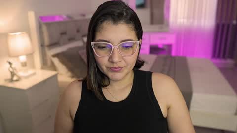 Camila buitrago online show from 12.29.24