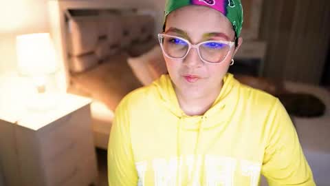 Camila buitrago online show from 10.10.25