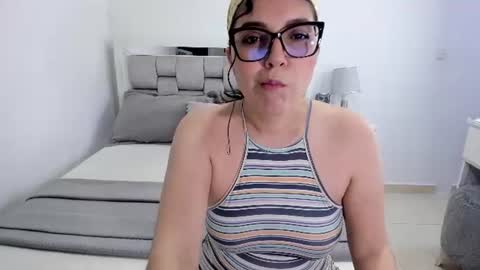 Snapshot of camila_buitrago chatting on 07.19.26 Camila buitrago online show from 07.19.26