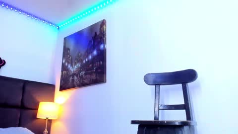 Snapshot of camila_coxx chatting on 12.23.24 s online show from 12.23.24