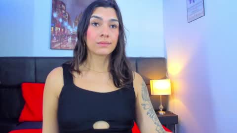 Snapshot of camila_coxx chatting on 01.19.25 s online show from 01.19.25