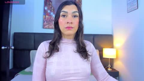 Snapshot of camila_coxx chatting on 01.24.25 s online show from 01.24.25