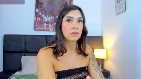 Snapshot of camila_coxx chatting on 01.24.25 s online show from 01.24.25