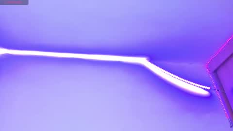 Snapshot of camila_coxx chatting on 02.17.25 s online show from 02.17.25