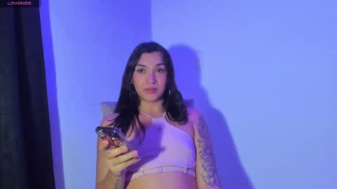 Snapshot of camila_coxx chatting on 03.07.25 s online show from 03.07.25