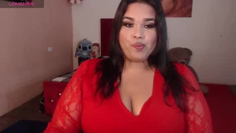 Snapshot of camila_fuenmayor chatting on 12.25.24   online show from 12.25.24