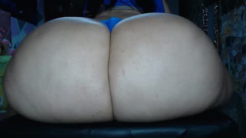 Snapshot of camila_rosess chatting on 12.15.25 valentinaEpic way Ive been fucked 1515 online show from 12.15.25