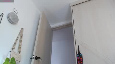 Snapshot of camila_torresss chatting on 11.04.25 camila_torresss online show from 11.04.25