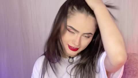 Snapshot of camilaandrade_ chatting on 11.16.25 Cami online show from 11.16.25