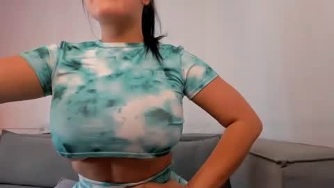 Snapshot of camilacams_ chatting on 03.19.26 camila online show from 03.19.26