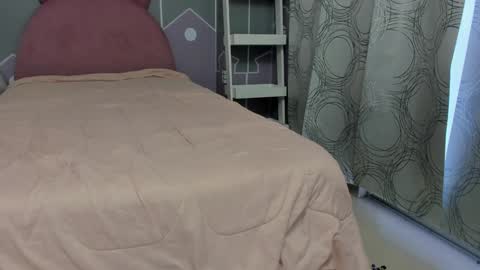 Camila  online show from 01.19.25