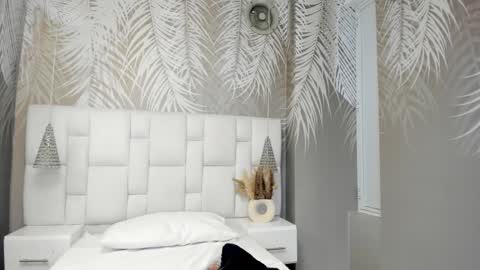 Snapshot of camilahunter__ chatting on 02.05.26 Camila online show from 02.05.26