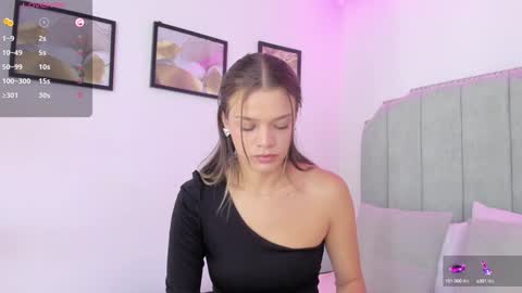 Snapshot of camilamonroee chatting on 01.17.25 Camila Monroee online show from 01.17.25