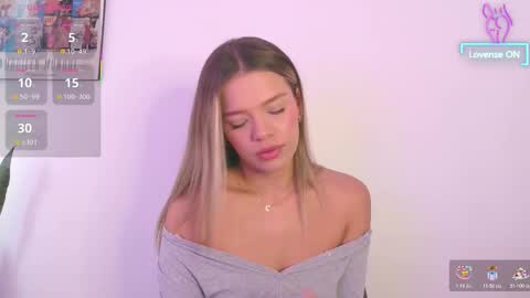 Snapshot of camilamonroee chatting on 11.06.25 Camila Monroee online show from 11.06.25