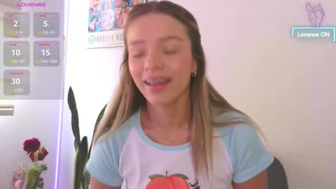 Snapshot of camilamonroee chatting on 11.07.25 Camila Monroee online show from 11.07.25