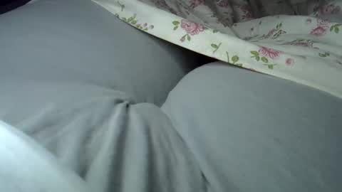 flash 50 tokens BIG CLIT  tits pussy. masturbation big clit 150 tokens fingers inside pussy 1000 tk  pump big clit 300 tk online show from 03.09.25