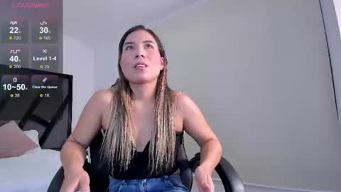 Snapshot of camilapreston_ chatting on 07.30.26 camila preston online show from 07.30.26