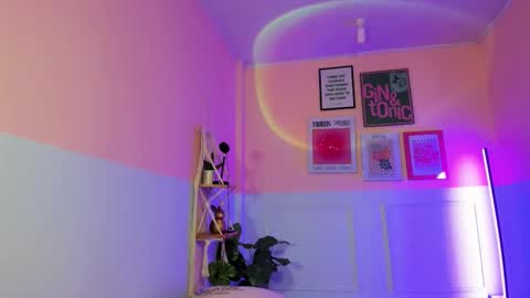 Camila  online show from 10.01.25