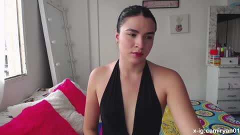 X IGcamiryan01 online show from 01.06.25