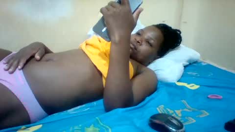 Snapshot of camillah_sweet chatting on 06.29.26 camillah_sweet online show from 06.29.26