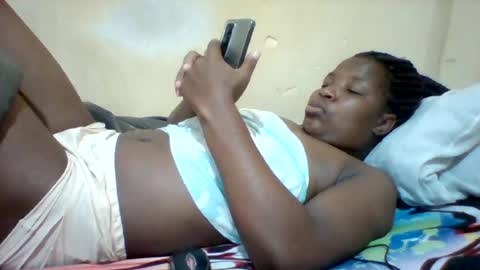 Snapshot of camillah_sweet chatting on 07.16.26 camillah_sweet online show from 07.16.26