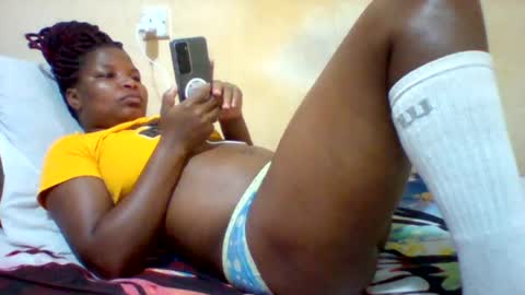 Snapshot of camillah_sweet chatting on 07.17.26 camillah_sweet online show from 07.17.26