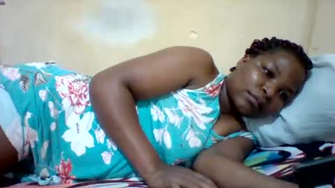 Snapshot of camillah_sweet chatting on 07.29.26 camillah_sweet online show from 07.29.26