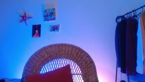 Snapshot of camille_delrey chatting on 01.17.25 Camille online show from 01.17.25