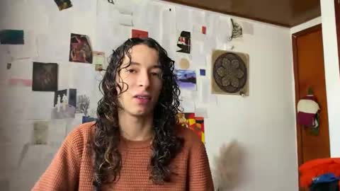 Snapshot of camille_delrey chatting on 02.08.25 Camille online show from 02.08.25