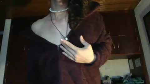 Snapshot of camille_delrey chatting on 02.17.25 Camille online show from 02.17.25