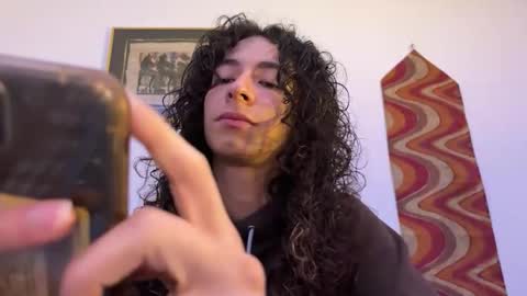 Snapshot of camille_delrey chatting on 12.16.25 Camille online show from 12.16.25