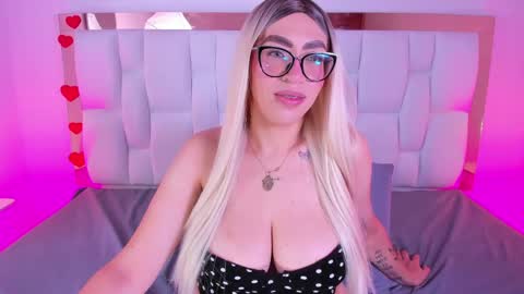 Camille online show from 04.21.26